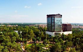 Готель Le Meridien